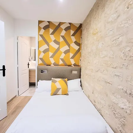 In - Apt For 6px In Central Paris, Marais Chatelet Paris