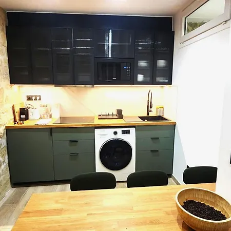 In - Apt For 6px In Central Paris, Marais Chatelet