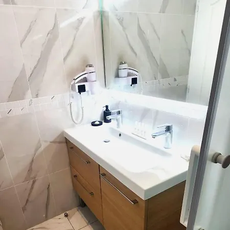 Apartman In - Apt For 6px In Central Paris, Marais Chatelet