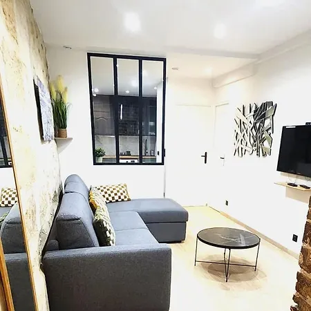 Apartment In - Apt For 6px In Central Paris, Marais Chatelet Paris